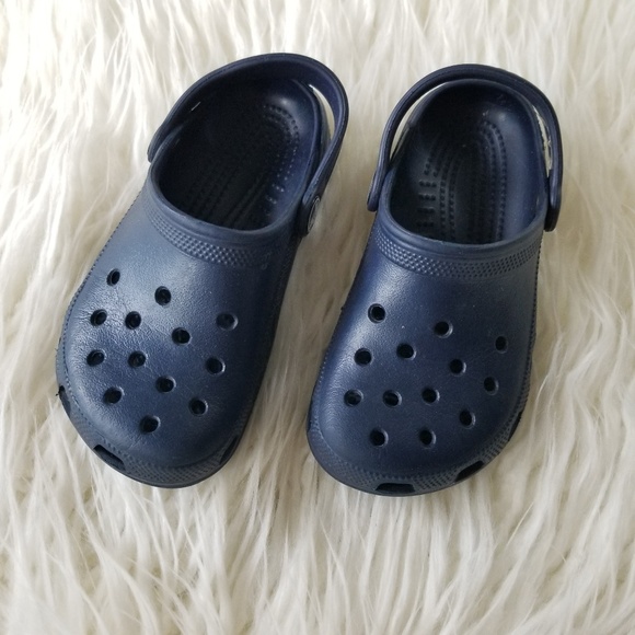 boys crocs size 10